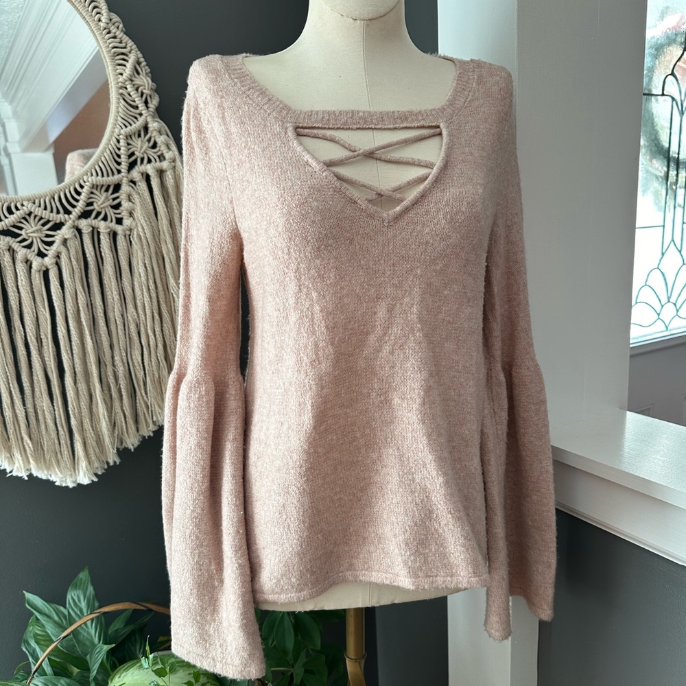 American Eagle bell sleeves sweater
